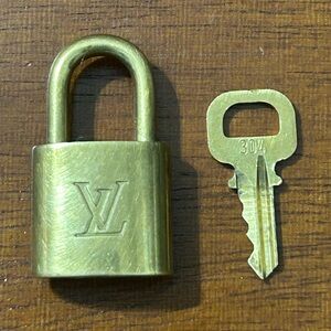 Louis Vuitton lock and key #304